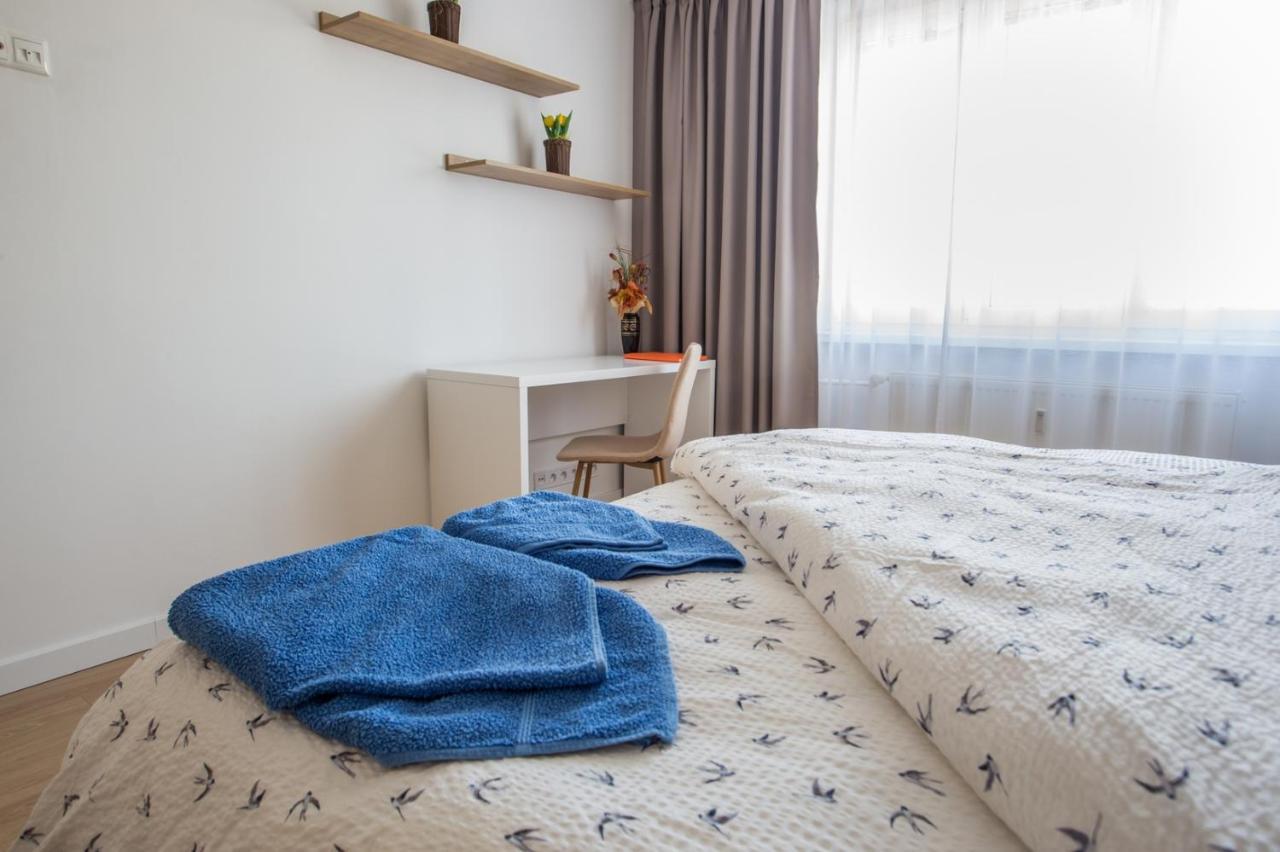 City Apartment Poprad Esterno foto